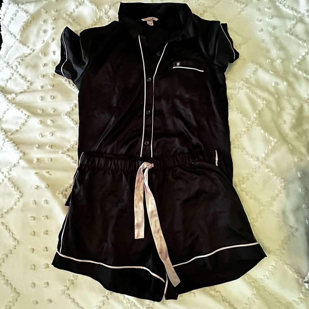 Victoria’s Secret pajama set